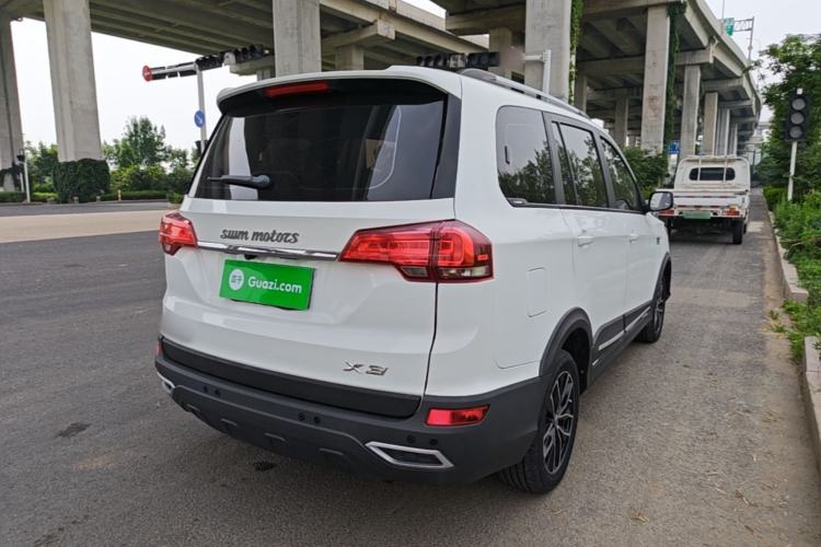 Used SWM X3 2021 1.5L Manual Comfort Version 7 Seats Rear Right 45 Deg
