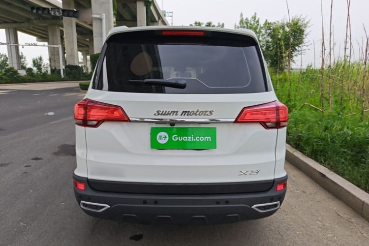 Used SWM X3 2021 1.5L Manual Comfort Version 7 Seats Rear