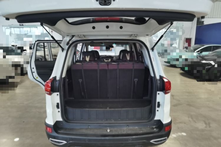 Used SWM X3 2021 1.5L Manual Comfort Version 7 Seats Trunk