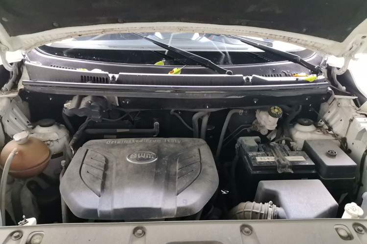 Used SWM X3 2022 1.5L Manual Comfort Edition Engine Bay