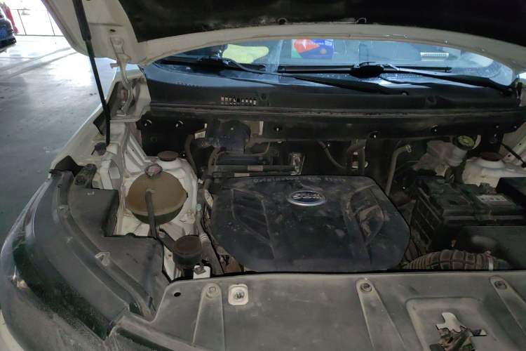 Used SWM X3 2022 1.5L Manual Comfort Edition Engine Bay Right