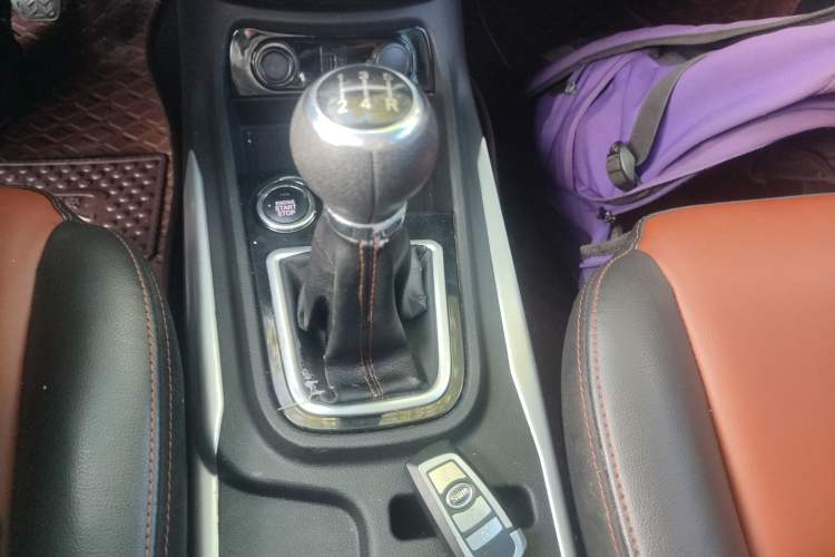 Used SWM X3 2022 1.5L Manual Comfort Edition Gear Lever