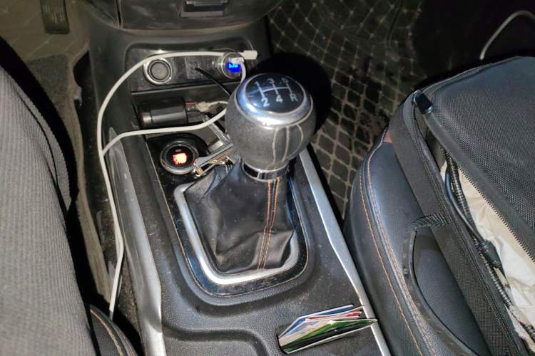 Used SWM X3 2022 1.5L Manual Comfort Edition Gear Lever