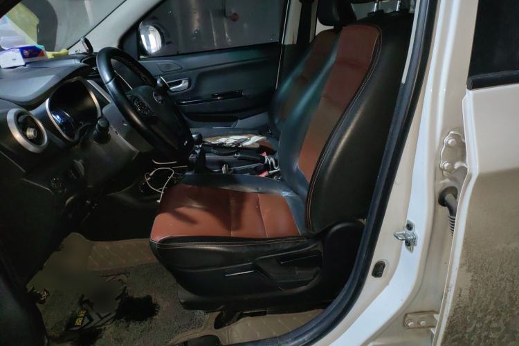 Used SWM X3 2022 1.5L Manual Comfort Edition Left Front Seat