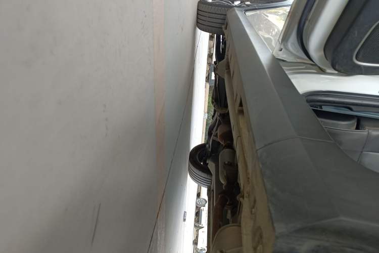 Used SWM X3 2022 1.5L Manual Comfort Edition Left Side Sill