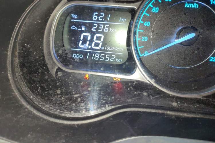 Used SWM X3 2022 1.5L Manual Comfort Edition Odometer Close Up