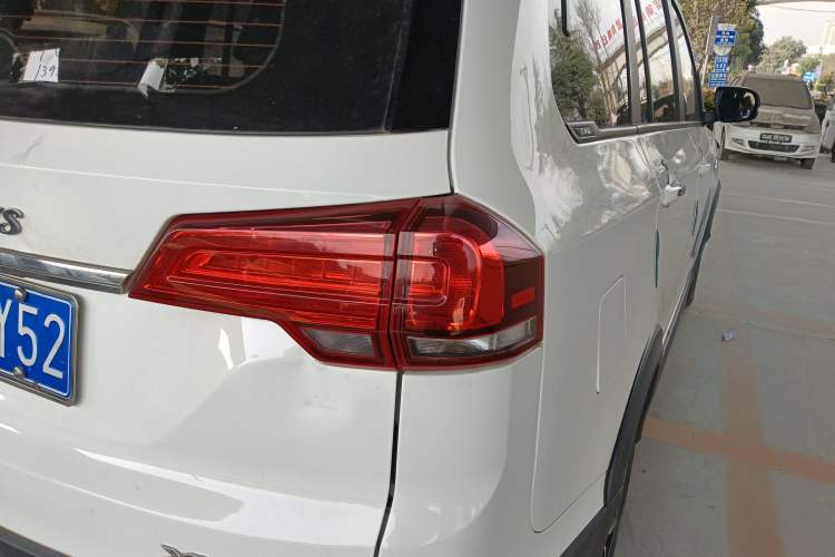 Used SWM X3 2022 1.5L Manual Comfort Edition Right Rear Taillight