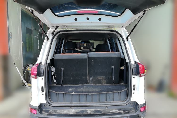 Used SWM X3 2022 1.5L Manual Comfort Edition Trunk