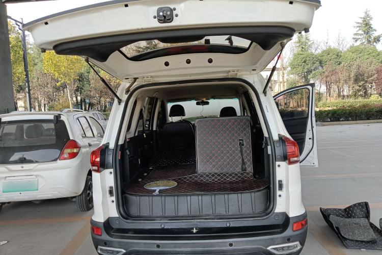 Used SWM X3 2022 1.5L Manual Comfort Edition Trunk