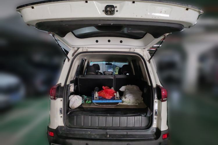 Used SWM X3 2022 1.5L Manual Comfort Edition Trunk