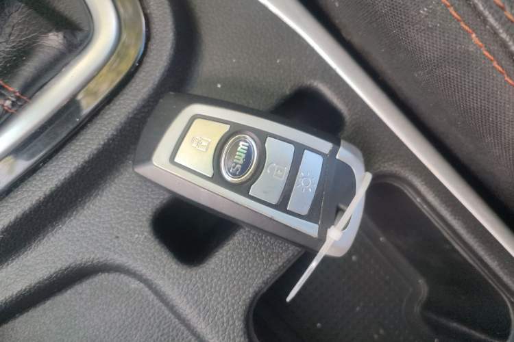 Used SWM X3 2022 1.5L Manual Comfort Edition Vehicle Key