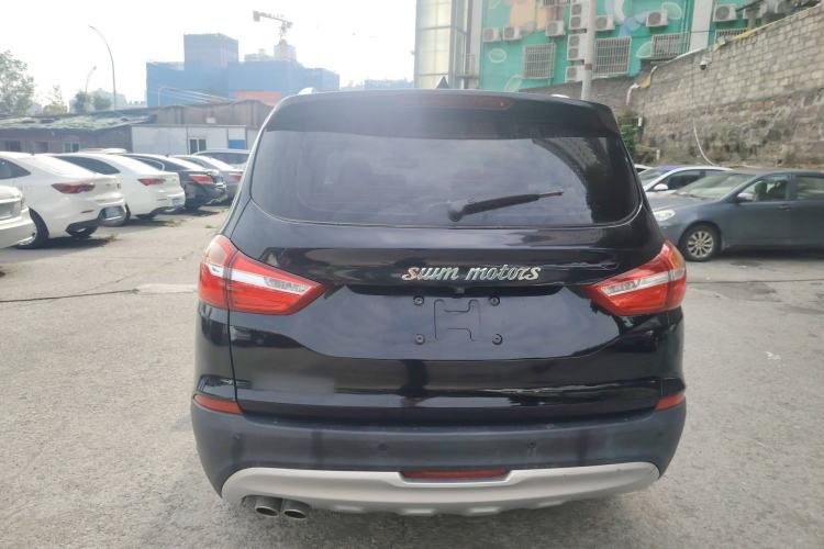 Used SWM X7 2020 2.0L Manual Elite Version 7 Seats Exterior 4