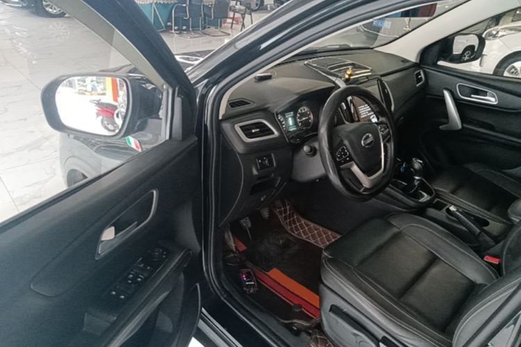 Used SWM X7 2016 1.5T Manual Luxury Edition 7 Seats Driver Seat