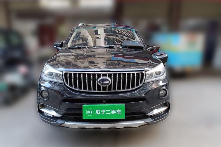 Used SWM X7 2016 1.8L Manual Luxury Edition 7 Seats Front