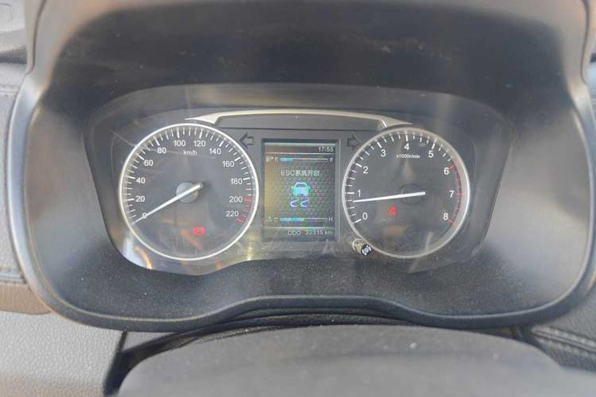 Used SWM X7 2016 1.5T Manual Luxury Edition 7 Seats Instrument Cluster