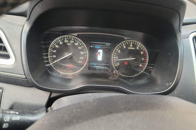 Used SWM X7 2016 1.8L Manual Luxury Edition 7 Seats Instrument Cluster