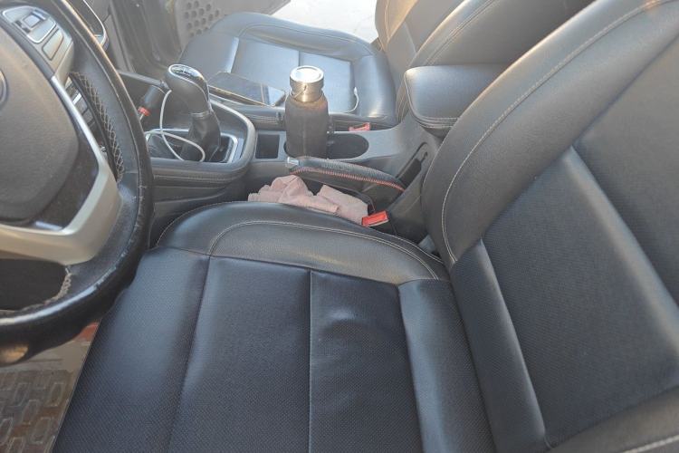 Used SWM X7 2016 1.5T Manual Luxury Edition 7 Seats Left Front Seat