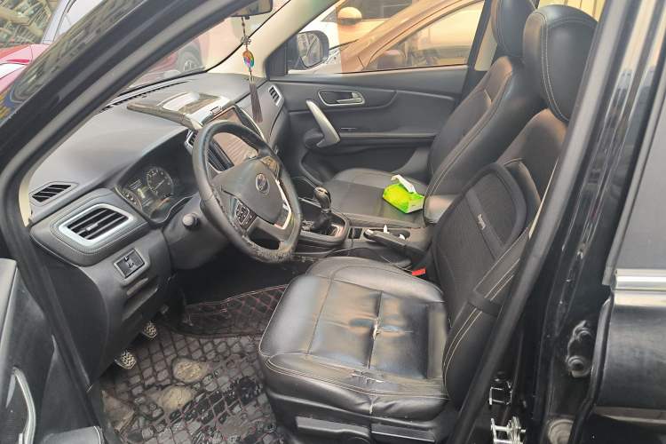 Used SWM X7 2016 1.8L Manual Luxury Edition 7 Seats Left Front Seat