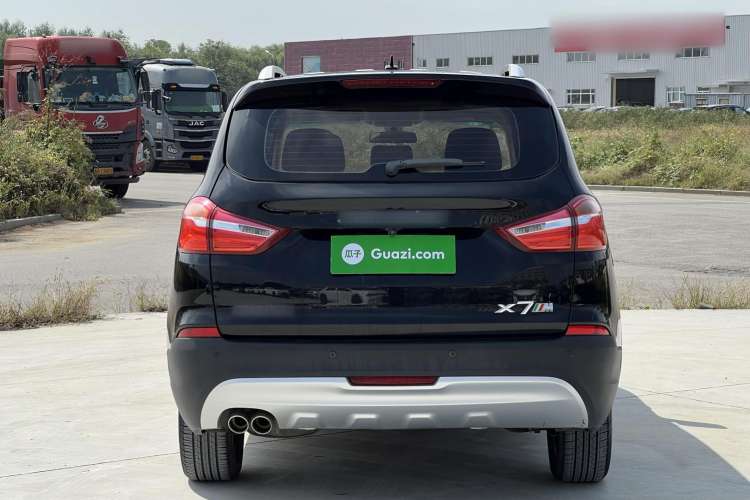 Used SWM X7 2016 1.8L Manual Luxury Edition 7 Seats Rear