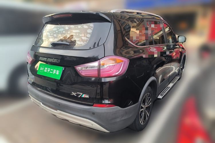 Used SWM X7 2016 1.8L Manual Luxury Edition 7 Seats Rear Right 45 Deg