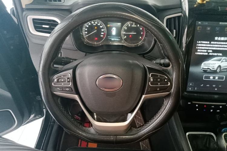 Used SWM X7 2016 1.5T Manual Luxury Edition 7 Seats Steering Wheel