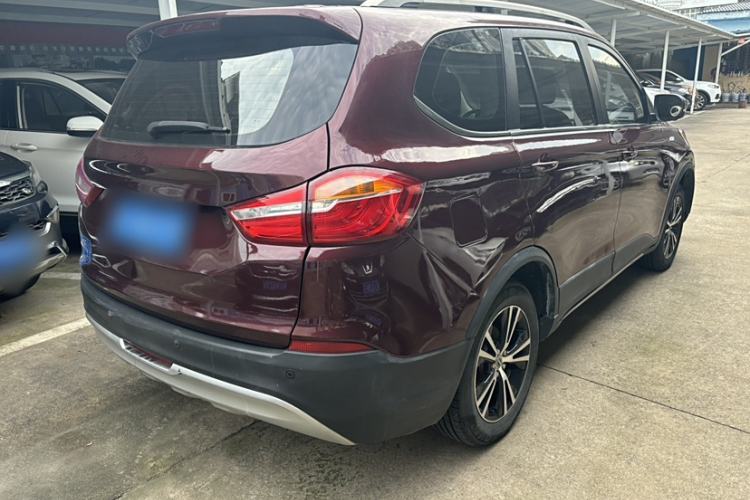 Used SWM X7 2016 1.8L Manual Luxury Edition 7 Seats Exterior 3