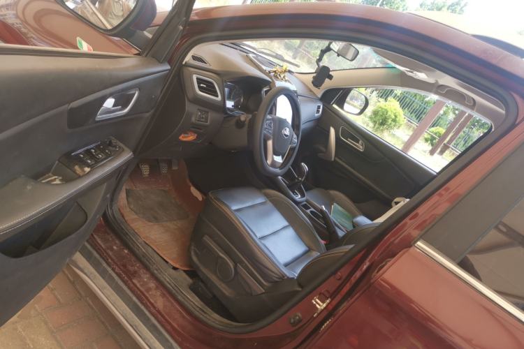 Used SWM X7 2016 1.5T Manual Luxury Edition 7 Seats Driver Seat