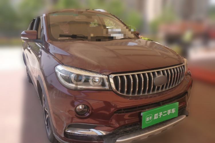 Used SWM X7 2016 1.5T Manual Luxury Edition 7 Seats Front Right 45 Deg