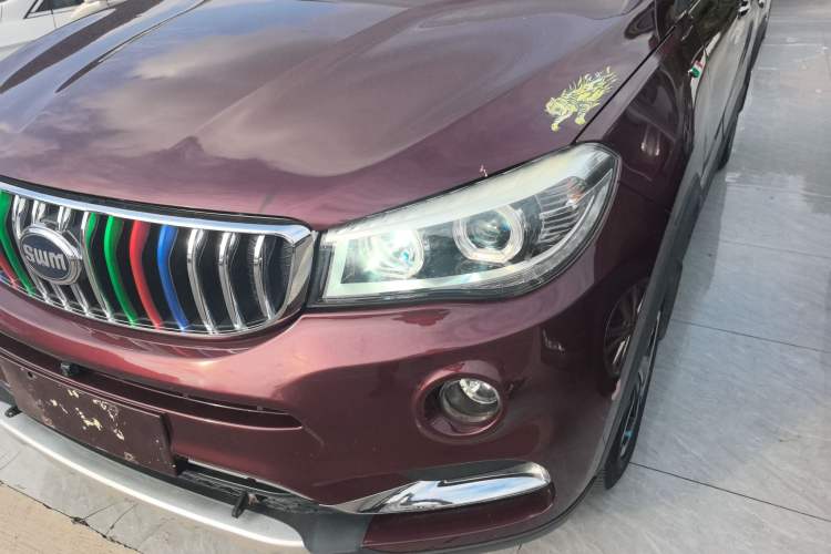 Used SWM X7 2016 1.5T Manual Luxury Edition 7 Seats Left Front Headlight