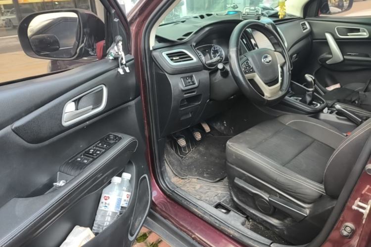 Used SWM X7 2016 1.8L Manual Comfort Version 7 Seats Driver Seat