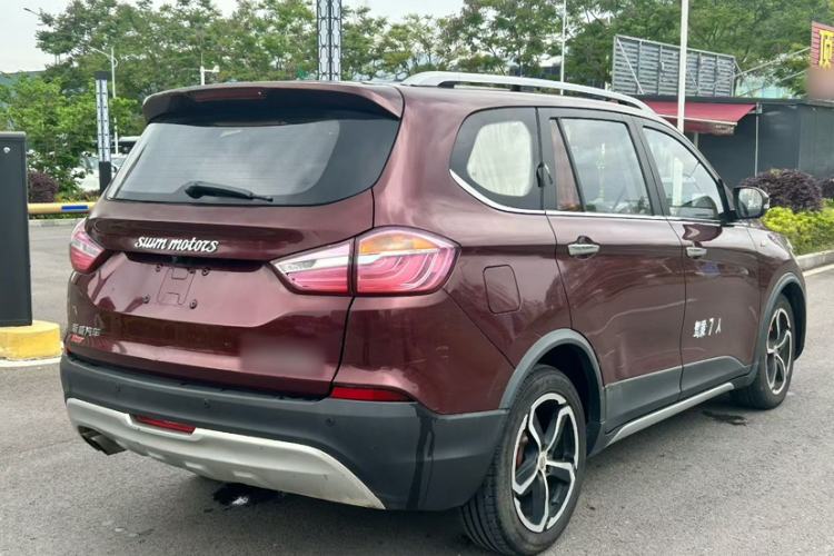 Used SWM X7 2016 1.5T Manual Luxury Edition 7 Seats Exterior 10