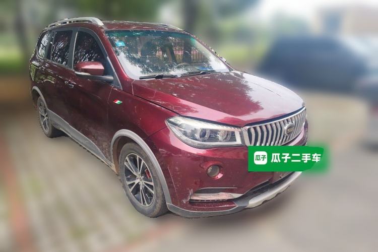 Used SWM X7 2016 1.8L Manual Luxury Edition 7 Seats Exterior 2