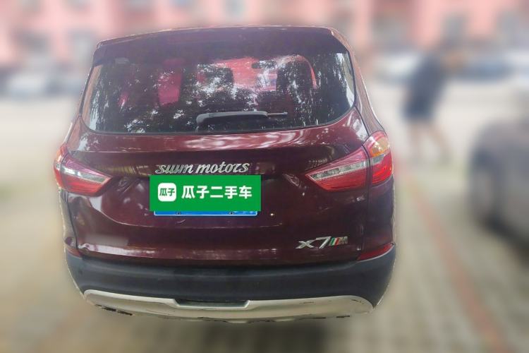 Used SWM X7 2016 1.8L Manual Luxury Edition 7 Seats Exterior 4