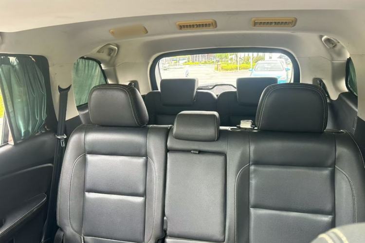 Used SWM X7 2016 1.5T Manual Luxury Edition 7 Seats Exterior 9