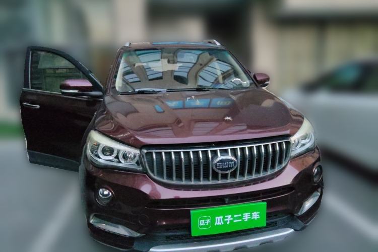 Used SWM X7 2016 1.8L Manual Luxury Edition 7 Seats Front