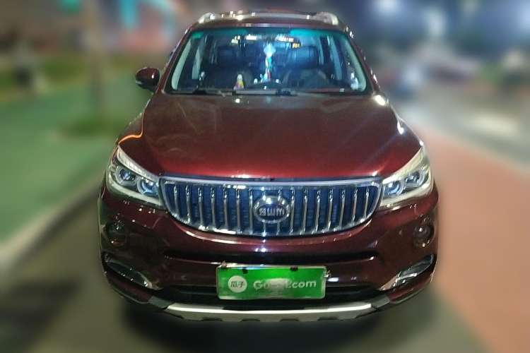 Used SWM X7 2016 1.8L Manual Luxury Edition 7 Seats Front