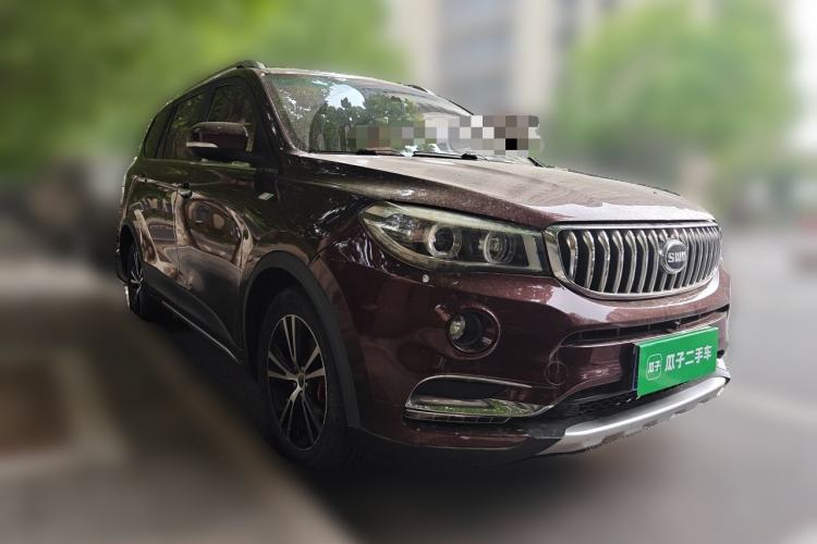 Used SWM X7 2016 1.8L Manual Luxury Edition 7 Seats Front Right 45 Deg