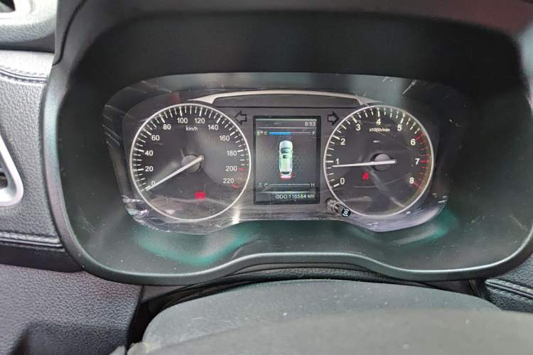 Used SWM X7 2016 1.8L Manual Luxury Edition 7 Seats Instrument Cluster