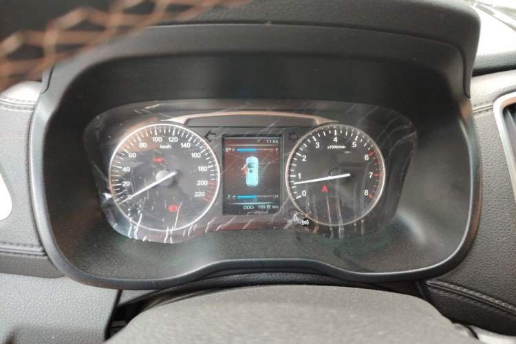 Used SWM X7 2016 1.8L Manual Luxury Edition 7 Seats Instrument Cluster