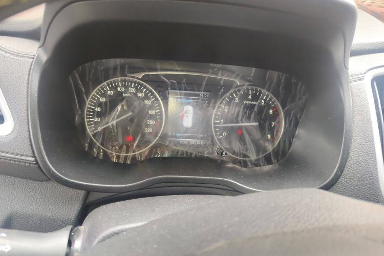 Used SWM X7 2016 1.8L Manual Luxury Edition 7 Seats Instrument Cluster