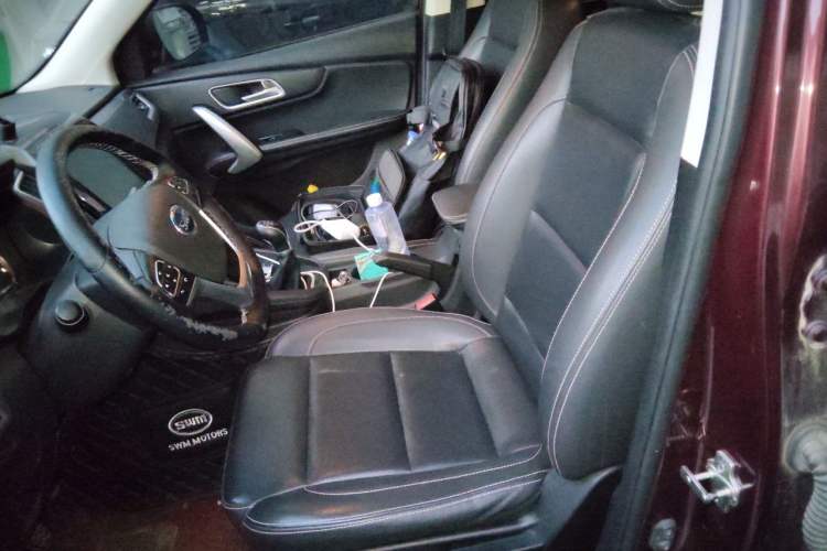 Used SWM X7 2016 1.8L Manual Luxury Edition 7 Seats Left Front Seat