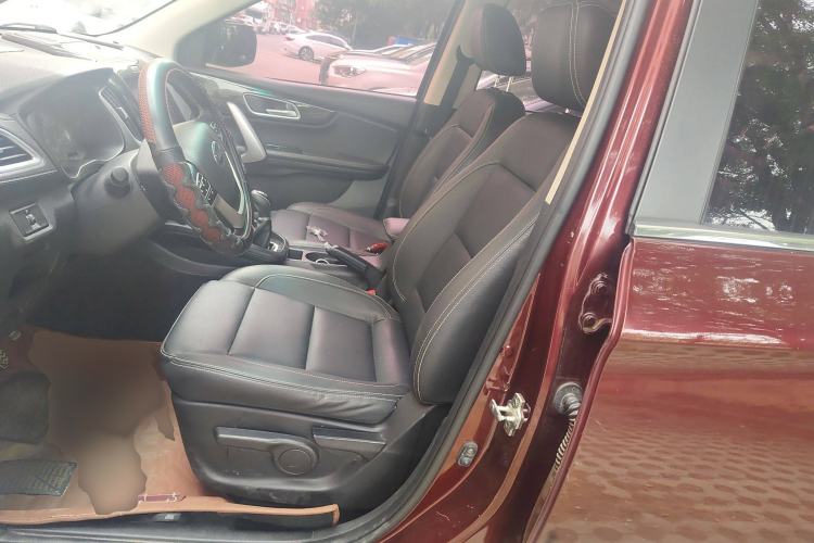 Used SWM X7 2016 1.8L Manual Luxury Edition 7 Seats Left Front Seat