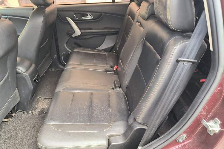 Used SWM X7 2016 1.5T Manual Luxury Edition 7 Seats Left Rear Seat