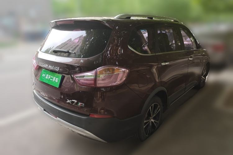 Used SWM X7 2016 1.8L Manual Luxury Edition 7 Seats Rear Right 45 Deg