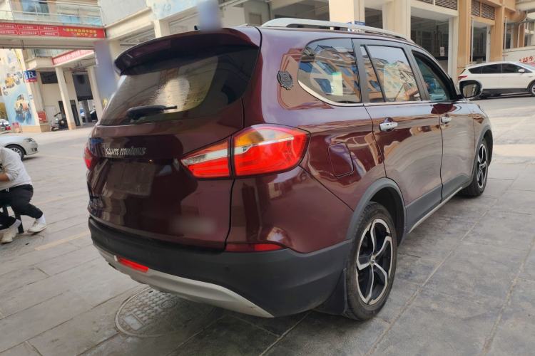 Used SWM X7 2016 1.5T Manual Luxury Edition 7 Seats Rear Right 45 Deg