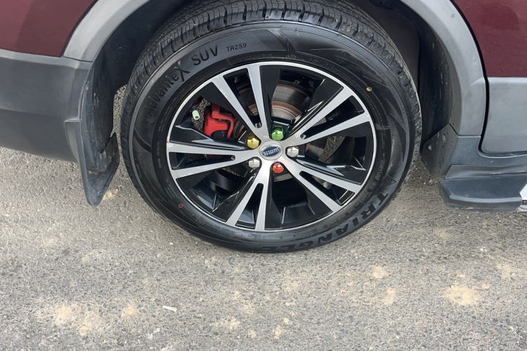 Used SWM X7 2016 1.8L Manual Luxury Edition 7 Seats Right Rear Wheel Hub