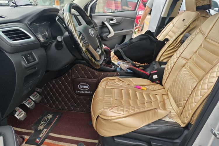 Used SWM X7 2016 1.8L Manual Luxury Edition 7 Seats Left Front Seat