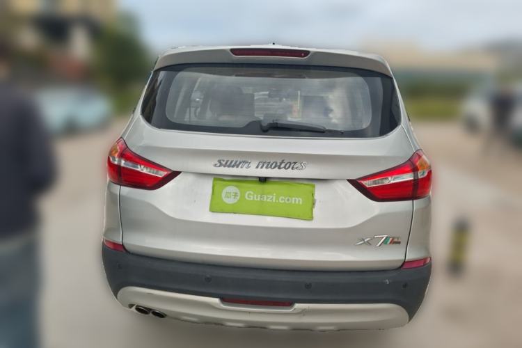 Used SWM X7 2016 1.8L Manual Luxury Edition 7 Seats Rear