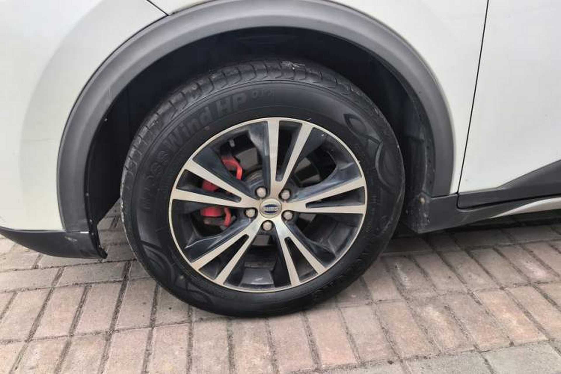 Used SWM X7 2016 1.8L Manual Luxury Edition 7 Seats Exterior 4