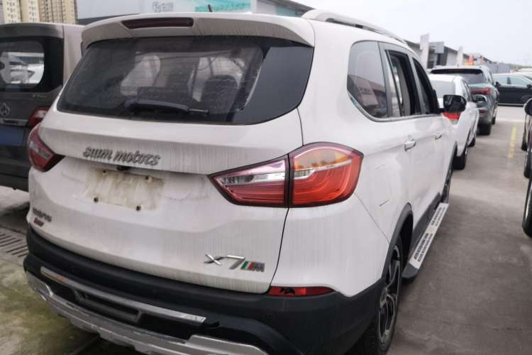 Used SWM X7 2016 1.5T Manual Luxury Edition 7 Seats Exterior 5